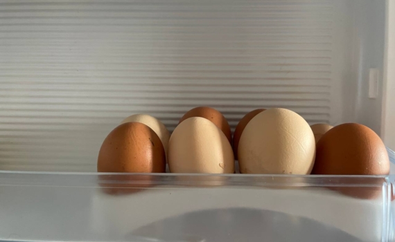 Трюк для безупречного яйца: скорлупа будет сниматься одним движением — гарантирует легкость очистки